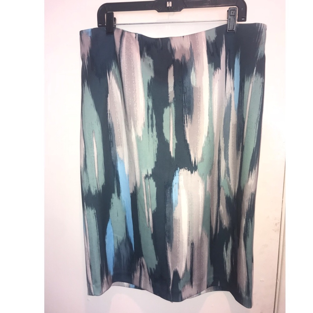 New York and Company Abstract Pencil Skirt